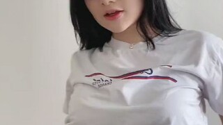 yang masih ga mau make dompet lebih milih nyimpen uang dikantong minggir dulu