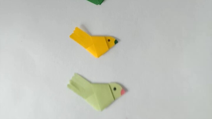 Paper Strip Magic: Fold a Tiny Bird in Minutes!