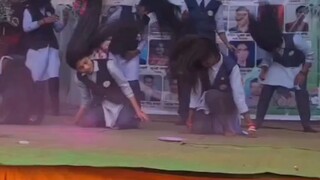 ঝাড়ু দেওয়ার নাচ