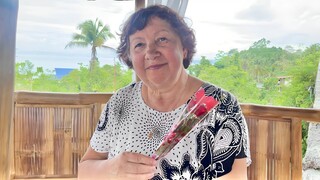MOM’S FIRST MOTHERS DAY IN THE PHILIPPINES!