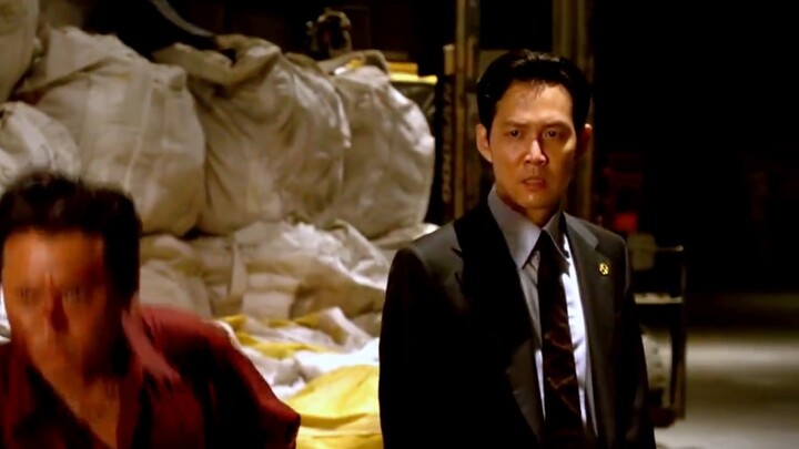 Yanbian F4 กลุ่มผู้ชายมีสไตล์ที่ทุ่มเทให้กับงานของพวกเขา