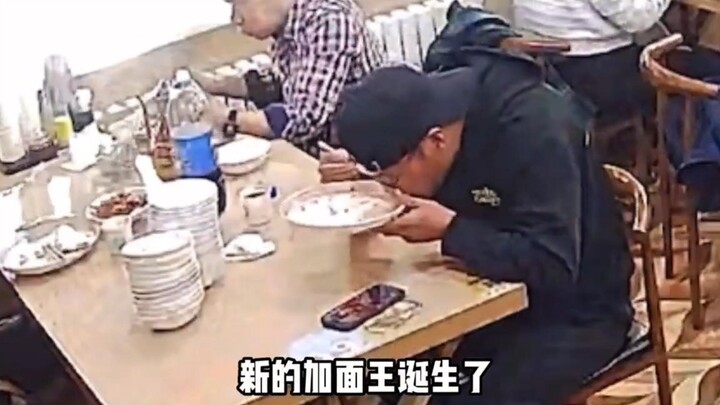 40 menit, 27 porsi mie, luar biasa!