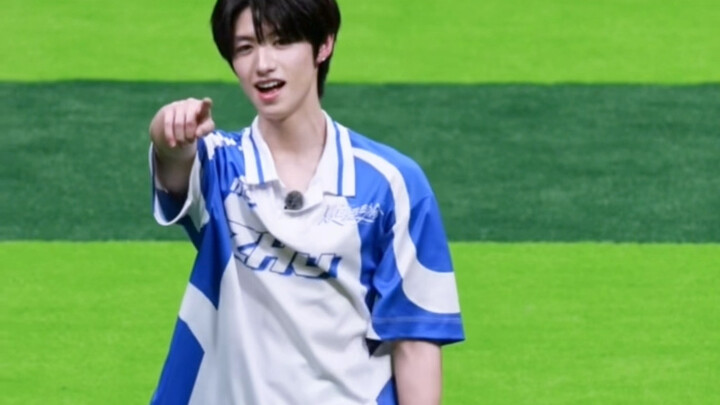 Zhu Zhixin's "Waiting for Your Answer" — TF Family Sports Meet Focus