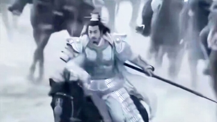 ผู้กำกับ: ฉันบอกให้คุณไปหาคนมาเล่นเป็นเซี่ยงอวี่ ไม่คิดเลยว่าคุณจะดึงตัวนักแสดงตัวจริงมาซะงั้น!