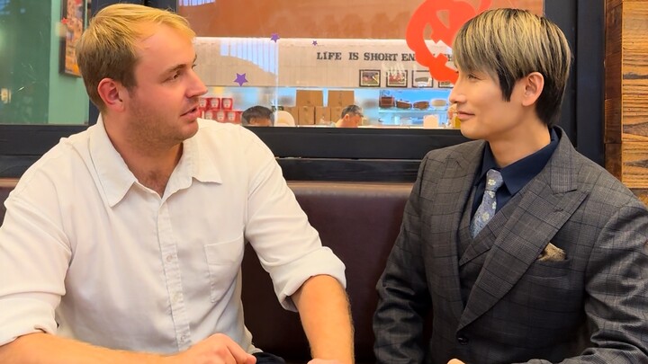 Hanni Ban finally gets to enjoy German ingredients—big pork knuckle!