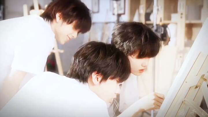 เยาวชนคือเราที่วิ่งเล่นในสนามเด็กเล่น