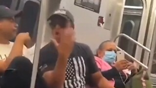 A man in the United States accidentally bumped into an angry old man while dozing off on the subway,