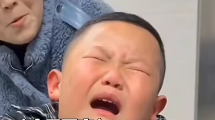 Hãy xem vì nửa bát nấm chiên mà một cậu bé thề sẽ không bao giờ tiêm mông nữa, thật là thảm thương!