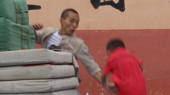 Sư phụ: Được, cậu cũng gây chuyện à?