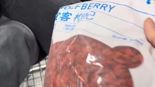 幸好看的紧 看的不紧媳妇让人推跑了