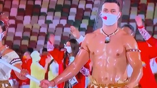 Các vận động viên Tonga, xin đừng tháo khẩu trang!