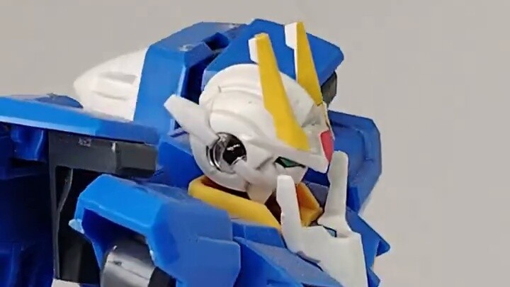 السيوف الكثيرة لا تخيف، القيمة مقابل السعر ممتازة! HG00 سبعة سيوف جاندام