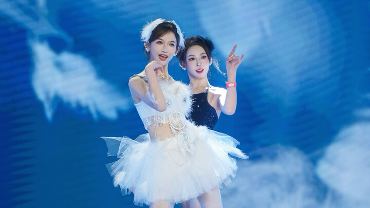 The concept of black and white swans and imaginary friends is a bit too amazing! [You&Me]