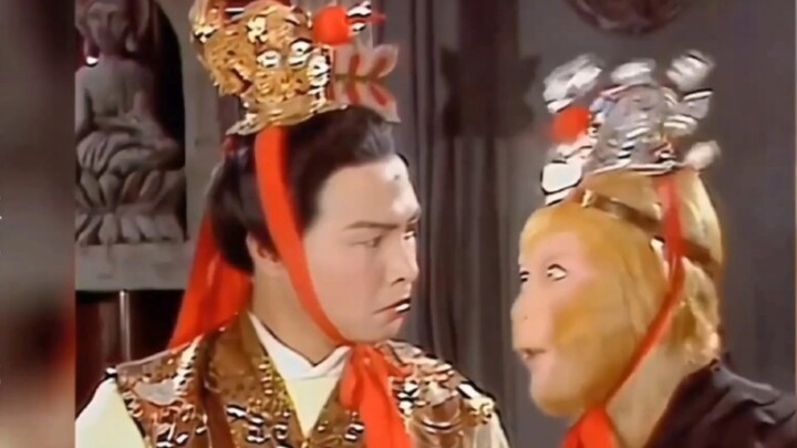 "Mahkota rambut" dalam drama kostum kuno pada hakikatnya mulia, tetapi mahkota rambut masa kini tida