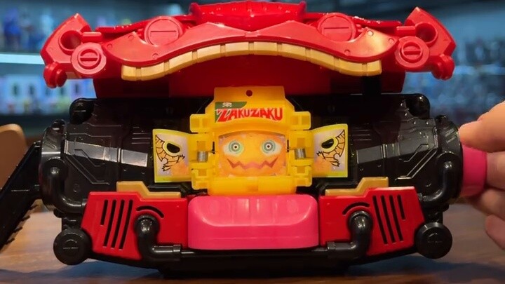 Pihak pengontrol kotak "sangat gembira"! Set Koleksi Lengkap Kamen Rider Gabu DX 1