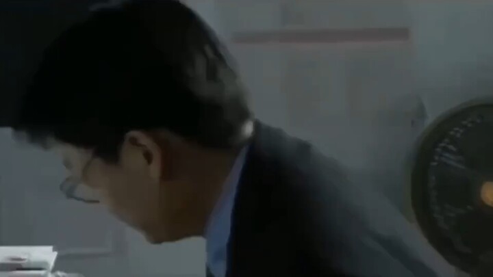 الآخرون يخشونني وأنا جشع، بينما خسارة صغيرة تُفلسني!