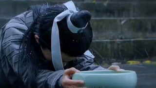 r 小男孩小时候救小鲤鱼小鲤鱼长大报恩