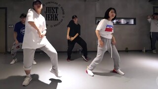 【Justjerk Dance Studio】Thiscase berkolaborasi dengan Siwon untuk membuat koreografi lagu Stay Up! mi