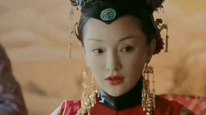 In the end, Ruyi even won over the Empress Dowager. She always addressed the consorts by their given