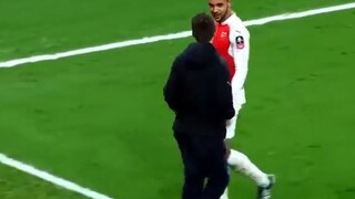 Những Ballboy láu cá nhất