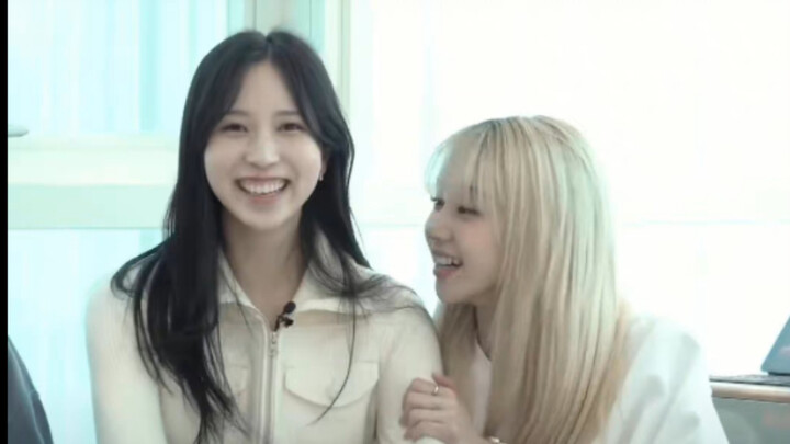 【มี่ไฉ่ michaeng】ฉันเองก็ไม่รู้จะอธิบายพฤติกรรมของทั้งสองคนยังไงดี