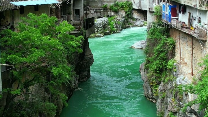 เปิดหน้าต่างก็ตกปลาได้เลย กลางคืนนอนฟังเสียงน้ำไหลหลับ ช่างเป็นสวรรค์ของนักตกปลามาก!