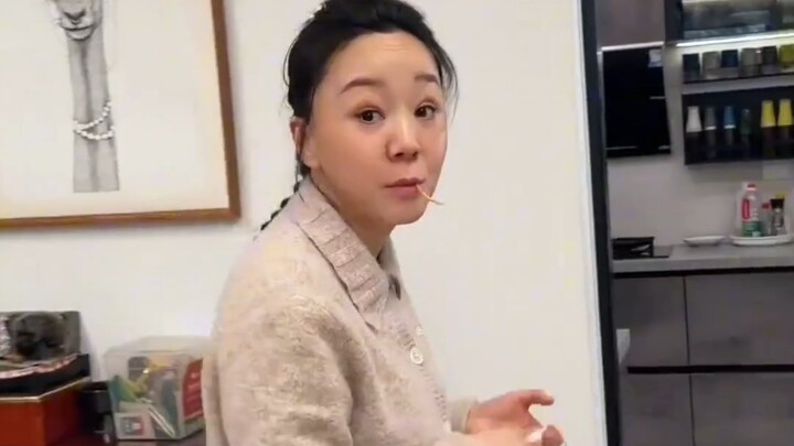 Wang Yinan | Kehidupan Harian Sebagai Pendamping Belajar Sang Nyonya Xiao Qin