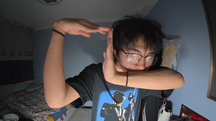 ฉันเป็นแค่นักเรียนมัธยมปลาย ไม่มีความสามารถเท่าพี่ๆ ทวิตเตอร์คนอื่นๆ