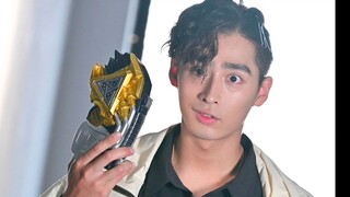 Count the 19 Kamen Rider transformations in Revice