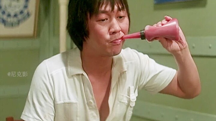 If you don’t laugh after watching this performance, you’re seriously tough.