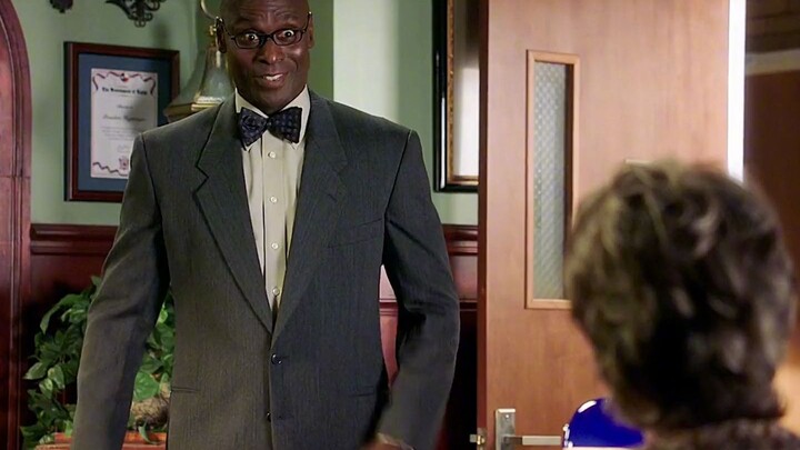 毁掉一个人最简单的方法就是不断的否定他《小谢尔顿》