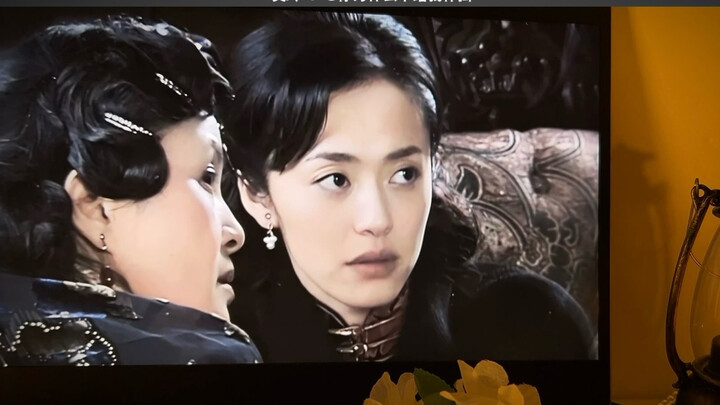 Lý Nha chẳng bao giờ bàn về nhan sắc của phụ nữ, trừ khi…