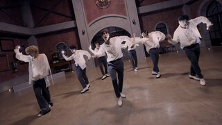 【superjunior】全网最清晰4K中字《Burn The Floor》（环绕声）