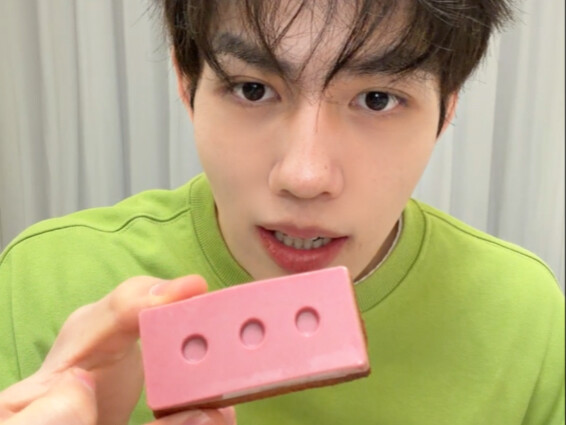 มาลองของว่างราคาแพงสุดแปลก…