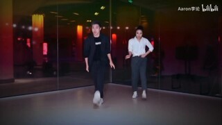 萧亚轩《代言人》原版舞蹈