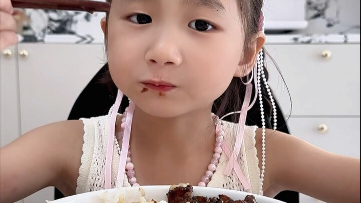 اليوم أستطيع أخيرًا طلب الطعام بحرية!