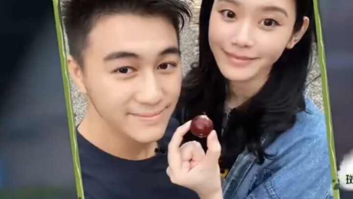 No wonder He Youjun loves Xi Mengyao so much—she really is a very lovely girl!