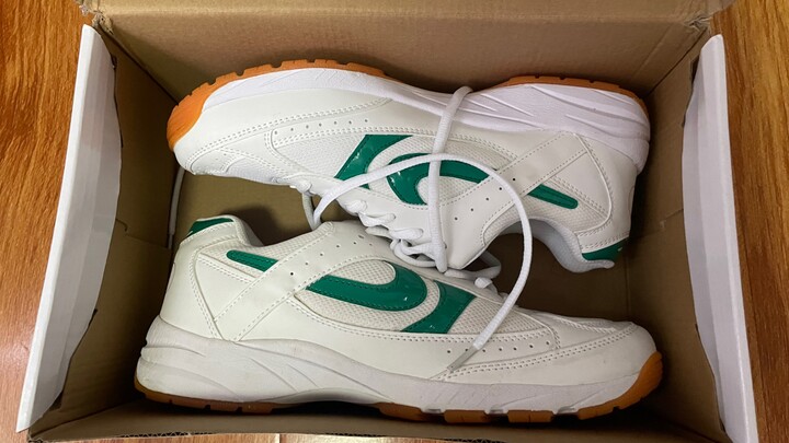 平价分享两双鞋