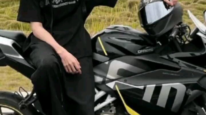 yok baca yok wattpad gw, dah up nih