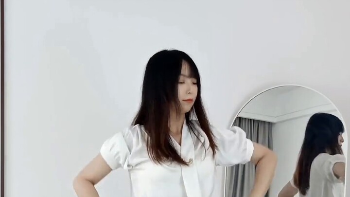 Bad sister, do you like it? shake it~
