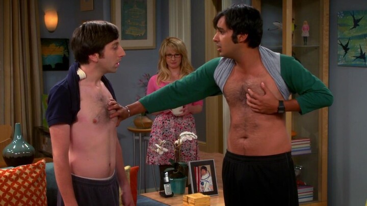 [TBBT] Bernie: What's going on? It looks like there's a green meadow above my head. Is it an illusio