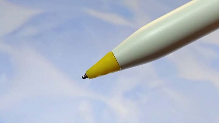 Found a yellow applepencil, it turned out to be a writing artifact?