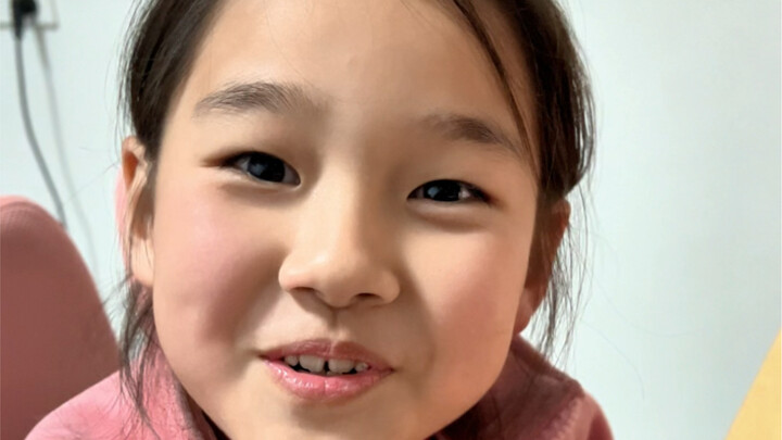 I dragged three bowls of pork leg—guilty!