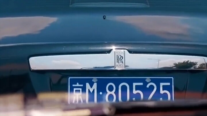 Uncle Tacks a Taxi in a Rear-End Crash—Thought He’d Worked for Nothing This Half-Month… But Then He 