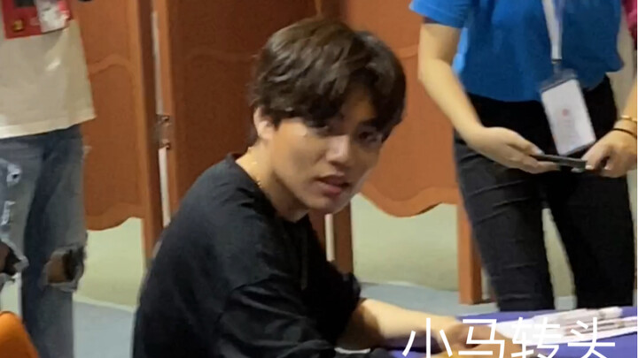 “Brother Ma, good morning! Did you eat noodles yet?!”