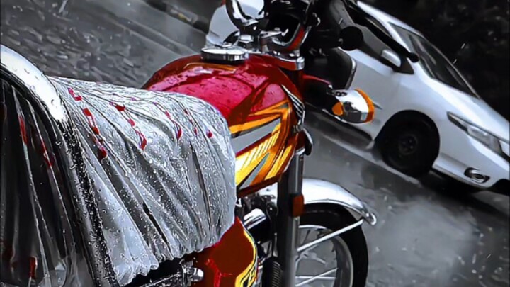 Honda 125 butiful rain weather in Islamabad