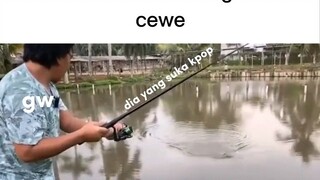 POV: aku ketika berusaha dekatin cewe