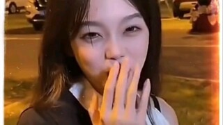 This girl’s moves are so mind-blowing—I’m totally blown away, bro! What kind of performance is this?