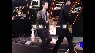 This clip🦁🐰🤧😭♥️💚😳©logo #yibo#yizhan_weibonight2022 #XiaoZhan_weibonight2022 #WangYibo_WeiboNight2022
