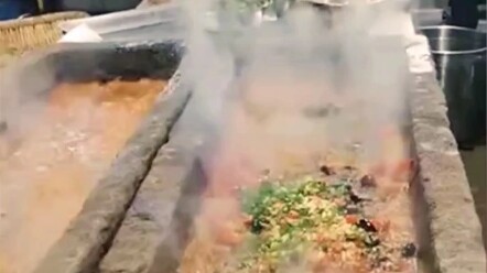 ليش القدر في المطعم يبدو مألوفًا هكذا؟